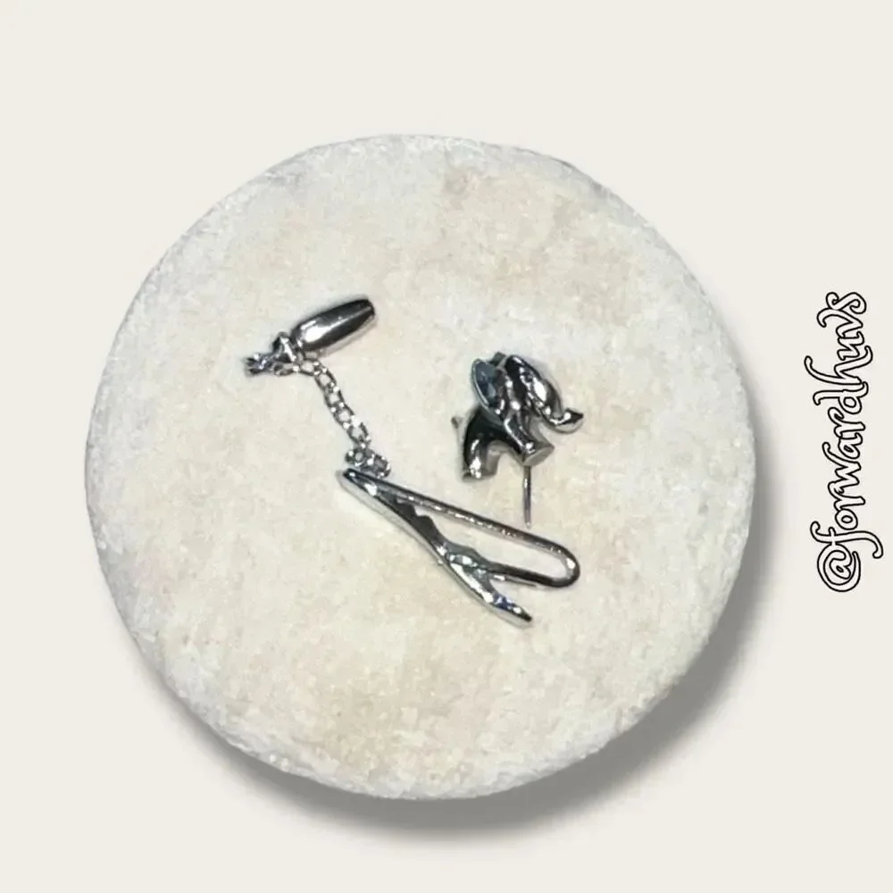 Hickok Elephant Silver Tone Tie Tack - Clip and Pin